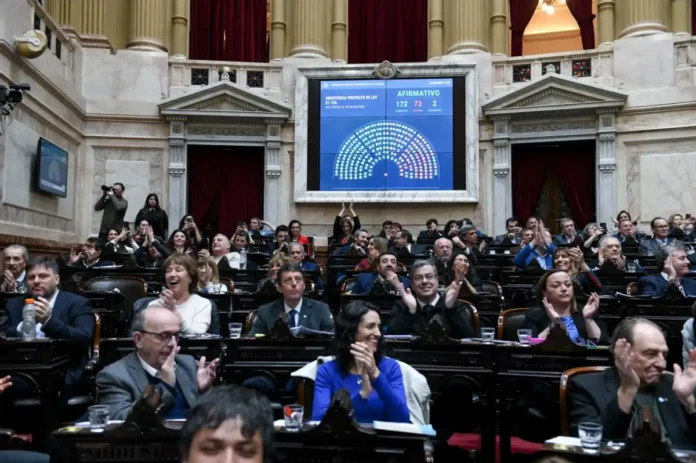 1200x799_asi-votaron-diputados-tucumanos-rechazo-al-veto-ley-emergencia-discapacidad-1098748-174102